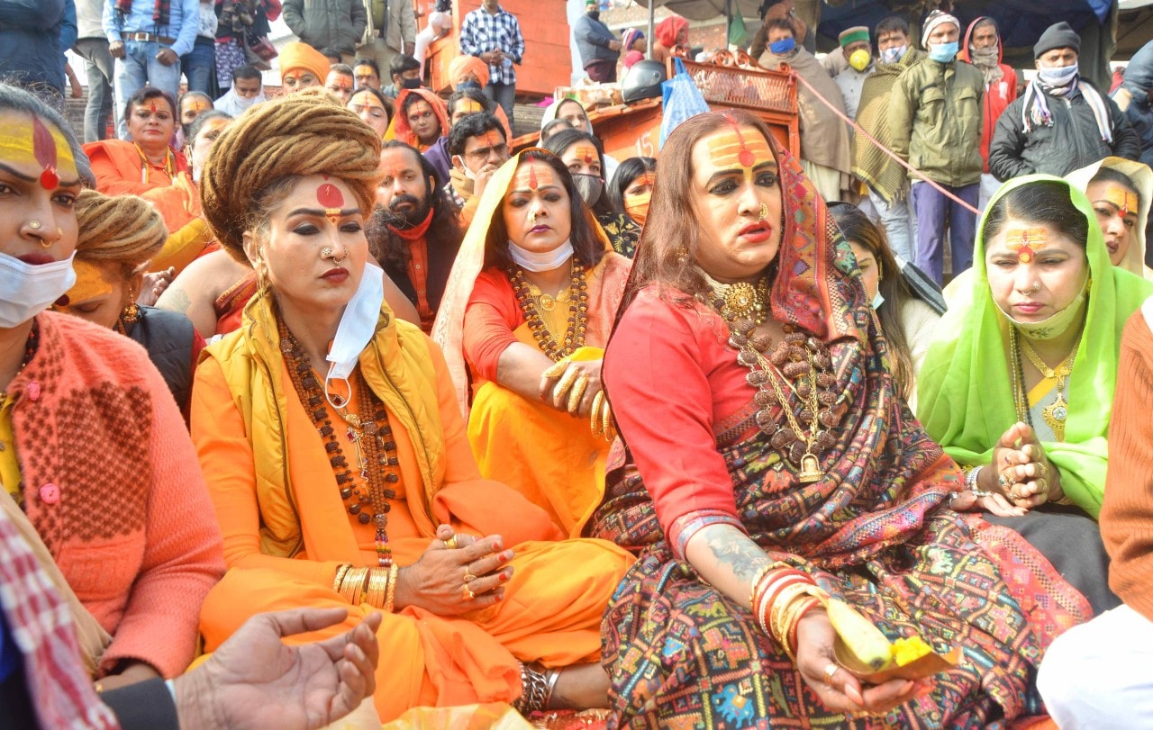 This year's fair is setting a new precedent giving transgender seers an opportunity to take part in Kumbh rituals. (HT Photo) This year's fair is setting a new precedent giving transgender seers an opportunity to take part in Kumbh rituals. (HT Photo)