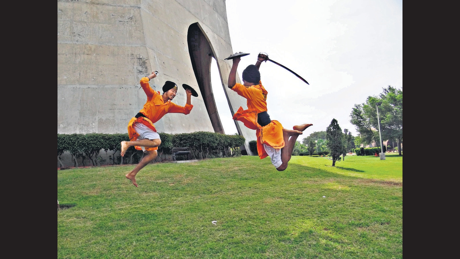 India's Ancient Martial Art Feared by the British Raj (Video