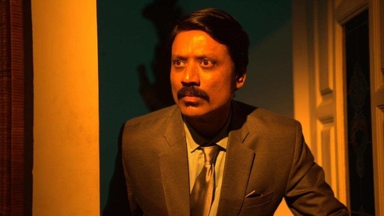 SJ Suryah in a still from Nenjam Marappathillai.