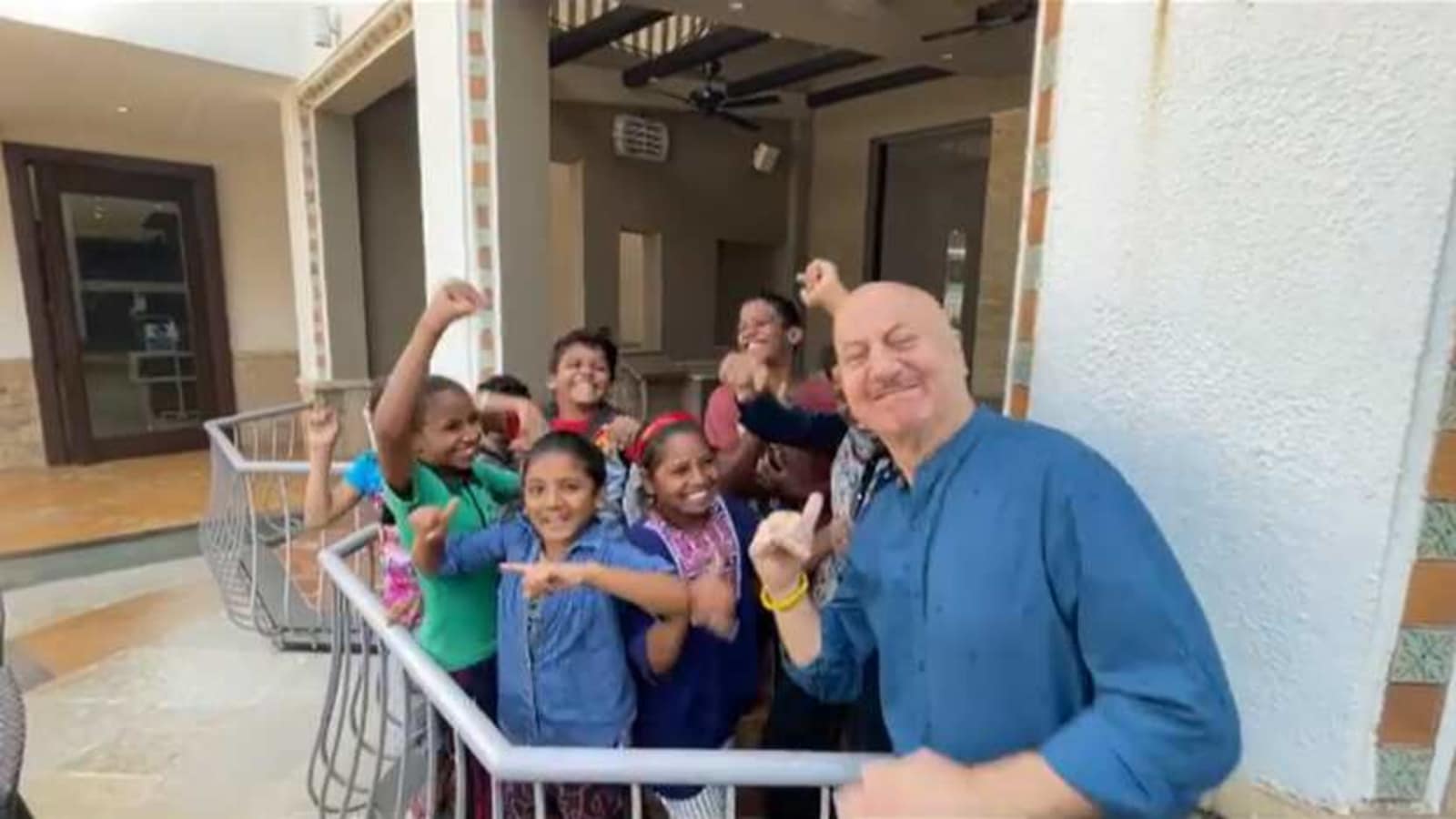 Inside Anupam Kher’s birthday ‘pawri’: Watch actor dancing with his ‘best friends’