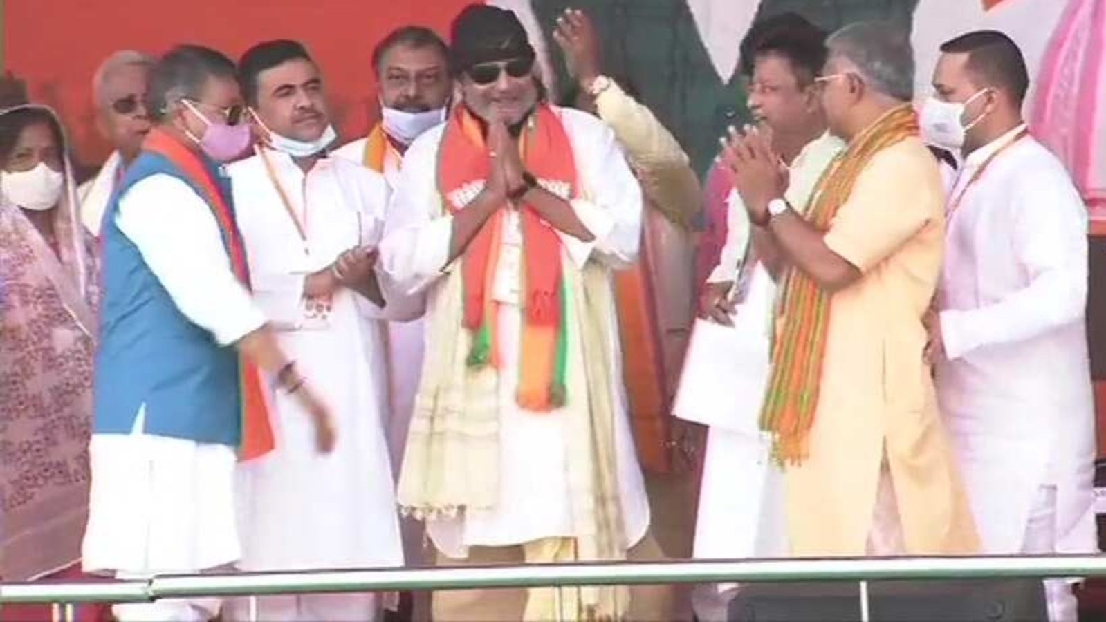 Mithun joins BJP, PM calls him 'Banglar Chhele