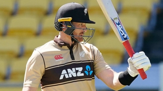 New Zealand's Martin Guptill celebrates 50 runs against Australia during 5th T20I(AP)