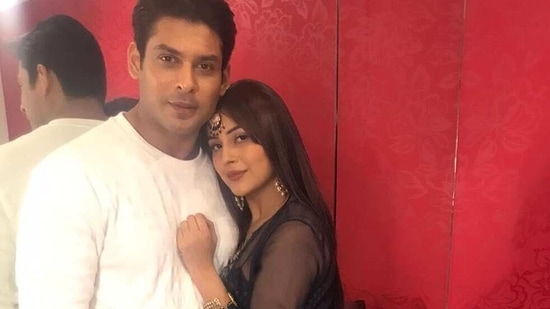 Siddharth Shukla shuts down a troll commenting on his friendship with Shehnaaz Gill.