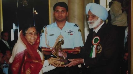 Deol had won many medals for the country and the state since 1951 and was awarded the Dhyan Chand National Award in 2009 for his lifelong contribution towards sports.(@PunjabGovtIndia) Deol had won many medals for the country and the state since 1951 and was awarded the Dhyan Chand National Award in 2009 for his lifelong contribution towards sports.(@PunjabGovtIndia)