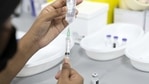 The state had mobilised “Jeevika didis” and targeted to inoculate over 1 lakh women on Monday.(Bloomberg) The state had mobilised “Jeevika didis” and targeted to inoculate over 1 lakh women on Monday.(Bloomberg)