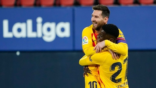 Barcelona's Ilaix Moriba celebrates scoring their second goal with Lionel Messi REUTERS/Vincent West (REUTERS)