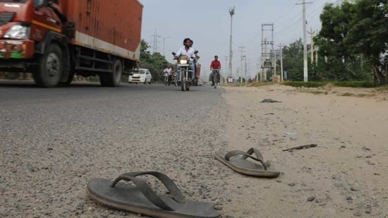 A senior citizen lost his life on Tuesday in a road accident. The victim, identified as Vasudev Anandram Chijwani (65) was a resident of Kumar Prasanna society, Wanowrie.(REPRESENTATIVE PHOTO) A senior citizen lost his life on Tuesday in a road accident. The victim, identified as Vasudev Anandram Chijwani (65) was a resident of Kumar Prasanna society, Wanowrie.(REPRESENTATIVE PHOTO)