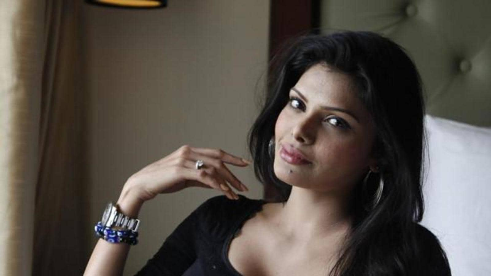 Obscene video case: Bombay HC grants pre-arrest bail to Sherlyn Chopra |  Mumbai news - Hindustan Times