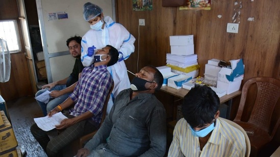 Sisodia, who tabled the Delhi Budget in the assembly on Tuesday, said tax collections were severely hit by the Covid-19 pandemic in 2020-21 — by an estimated 40% of the budget estimate till January 2021. ( Praful Gangurde / Hindustan Times) Sisodia, who tabled the Delhi Budget in the assembly on Tuesday, said tax collections were severely hit by the Covid-19 pandemic in 2020-21 — by an estimated 40% of the budget estimate till January 2021. ( Praful Gangurde / Hindustan Times)
