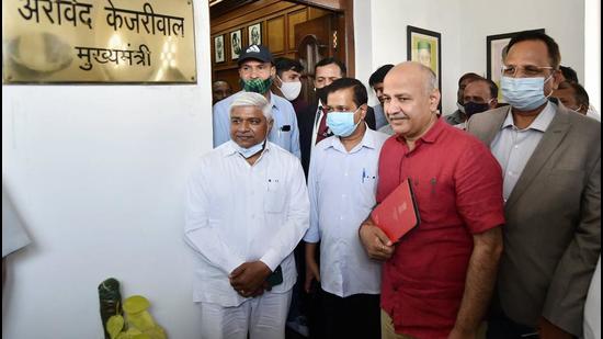Delhi chief minister Arvind Kejriwal and deputy chief minister Manish Sisodia arrive at Vidhan Sabha to attend the Budget session, in New Delhi, Tuesday. (PTI) Delhi chief minister Arvind Kejriwal and deputy chief minister Manish Sisodia arrive at Vidhan Sabha to attend the Budget session, in New Delhi, Tuesday. (PTI)