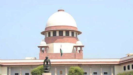 The justice Chandrachud-led bench was hearing a clutch of petitions by around 60 women army officers who have complained against fixing of allegedly arbitrary criteria to deny them permanent commission when the judges and the lawyers had a brief exchange about “role reversal”.(HT Archive) The justice Chandrachud-led bench was hearing a clutch of petitions by around 60 women army officers who have complained against fixing of allegedly arbitrary criteria to deny them permanent commission when the judges and the lawyers had a brief exchange about “role reversal”.(HT Archive)