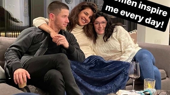 Nick Jonas and Priyanka Chopra chilling at their London home with his mother Denise. Nick Jonas and Priyanka Chopra chilling at their London home with his mother Denise.