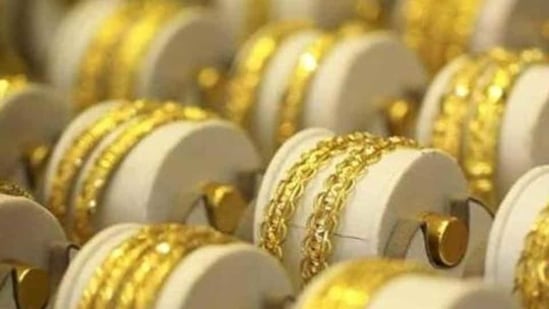 The accused stole over 5kg of gold and 9kg of silver ornaments worth <span class='webrupee'>₹</span>2.82 crore. (HT Photo)