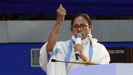 File photo of West Bengal chief minister Mamata Banerjee.(HT)