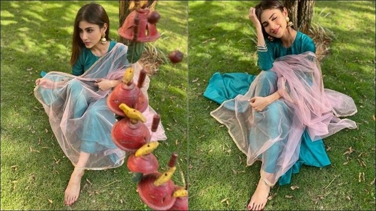 Mouni Roy aces flowy vibrant silhouette in green A-line Jaipuri crepe kurta  set