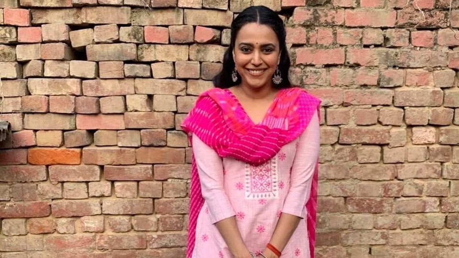 Swara Bhasker responds as Twitter user claims she is not an outsider, ‘has her family roots in film industry for long’