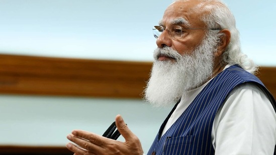 PM Modi was addressing members of parliament and the emphasis of his talk was on India’s ongoing vaccination drive(HT File photo ) PM Modi was addressing members of parliament and the emphasis of his talk was on India’s ongoing vaccination drive(HT File photo )