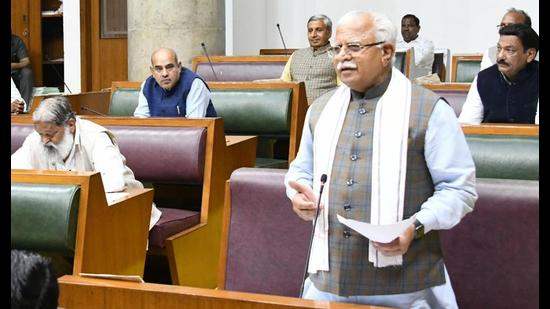 Haryana chief minister Manohar Lal Khattar speaking during the no-confidence motion in the Vidhan Sabha in Chandigarh on Wednesday. (HT photo) Haryana chief minister Manohar Lal Khattar speaking during the no-confidence motion in the Vidhan Sabha in Chandigarh on Wednesday. (HT photo)