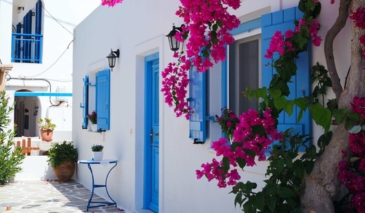 Tourism is a major income earner for Greece, which has led calls for an EU-wide vaccination certificate to help unlock travel.(Unsplash) Tourism is a major income earner for Greece, which has led calls for an EU-wide vaccination certificate to help unlock travel.(Unsplash)
