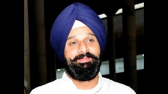 Defamation case: HC seeks Majithia’s response on plea from AAP leader Sanjay Singh Defamation case: HC seeks Majithia’s response on plea from AAP leader Sanjay Singh