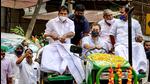 Congress leader Rahul Gandhi takes out a tractor rally from Thrikkaipatta to Muttil in Wayanad district in February. (HT file)