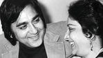 Sunil Dutt and Nargis fell in love on sets of their iconic film, Mother India. Sunil Dutt and Nargis fell in love on sets of their iconic film, Mother India.