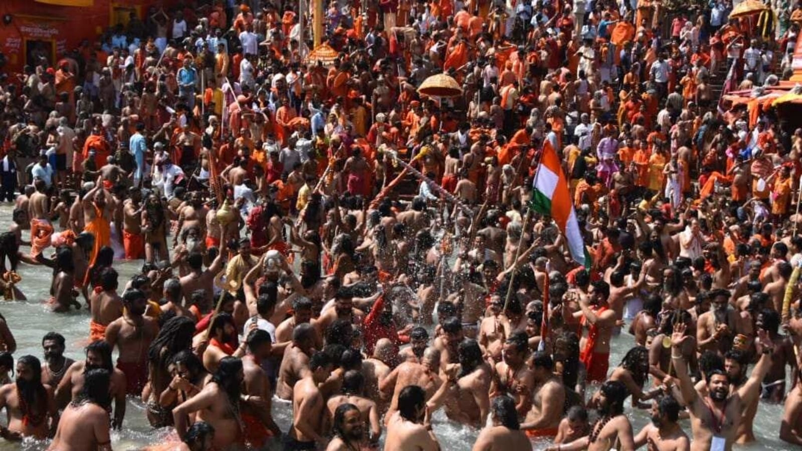 Mahakumbh's 1st Shahi Snan witnesses mega rush, over 3 mn pilgrims take holy dip