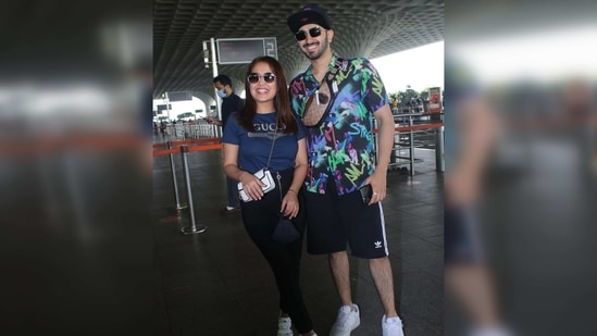Neha wore a basic blue Gucci T-shirt which she teamed with a pair of black pants, white sneakers and a white side sling bag, both by Gucci as well. (Varinder Chawla) Neha wore a basic blue Gucci T-shirt which she teamed with a pair of black pants, white sneakers and a white side sling bag, both by Gucci as well. (Varinder Chawla)