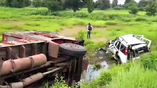 "Four people are injured and have been rushed to a hospital. The truck is from Nagaland and the car is bearing the registration number of Jharkhand," said SP City Botre Rohan Pramod.(Image via twitter)