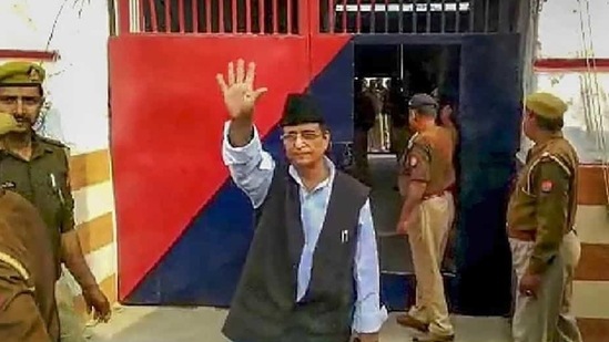 Azam Khan has been lodged in Sitapur jail in more than a hundred cases for more than a year.(Photo: PTI)