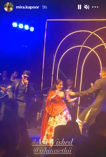 Guru Randhawa performs at the sangeet. Guru Randhawa performs at the sangeet.