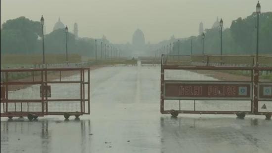 A view of Rajpath after the rain shower in New Delhi. (ANI) A view of Rajpath after the rain shower in New Delhi. (ANI)