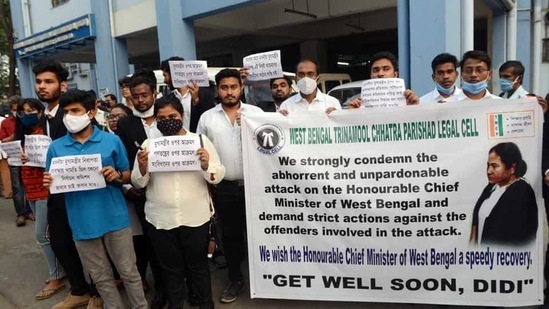 Medical students of SSKM Hospital and TMC legal cell hold a rally to pray for CM Mamata Banerjee's speedy recovery, in Kolkata on March 11. (ANI) Medical students of SSKM Hospital and TMC legal cell hold a rally to pray for CM Mamata Banerjee's speedy recovery, in Kolkata on March 11. (ANI)