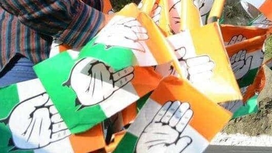 The election for 140-member Kerala Assembly in 14 districts will be held in a single phase on April 6.(HT Photo)