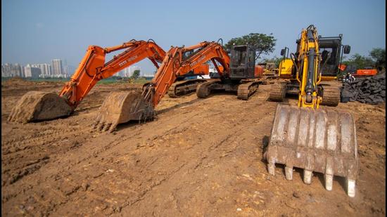 Metro Kanjurmarg carshed site. (Pratik Chorge/HT PHOTO) Metro Kanjurmarg carshed site. (Pratik Chorge/HT PHOTO)