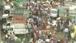 Many among them were not wearing masks at the Cotton Market in Nagpur.(ANI Photo) Many among them were not wearing masks at the Cotton Market in Nagpur.(ANI Photo)