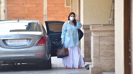 Kareena Kapoor at Amrita Arora's home. 