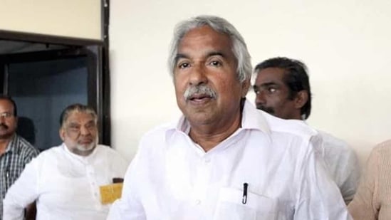 Former Kerala CM Oommen Chandy claimed the cases were “politically motivated”.(HT File Photo)