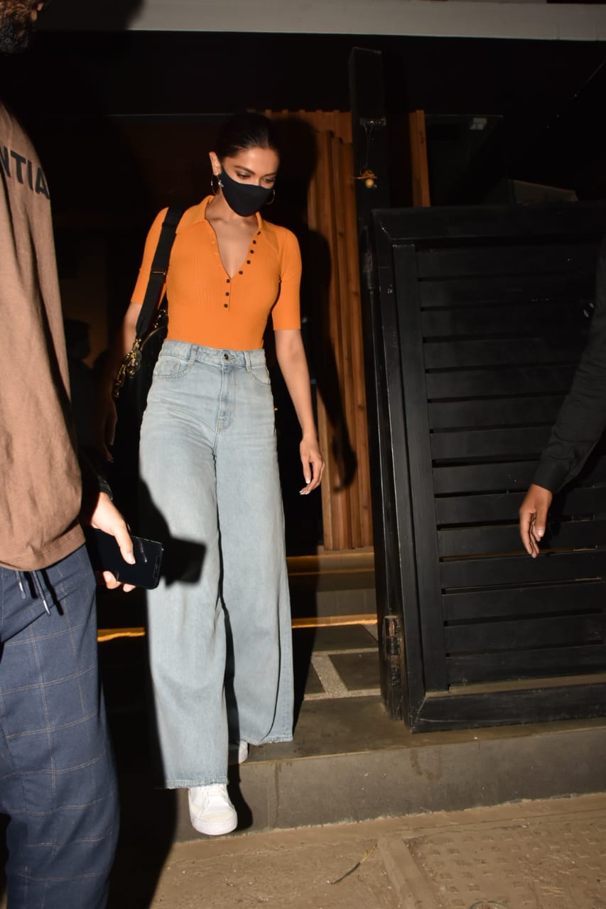 Deepika Padukone sported a mustard polo shirt for her outing. (Varinder Chawla) Deepika Padukone sported a mustard polo shirt for her outing. (Varinder Chawla)