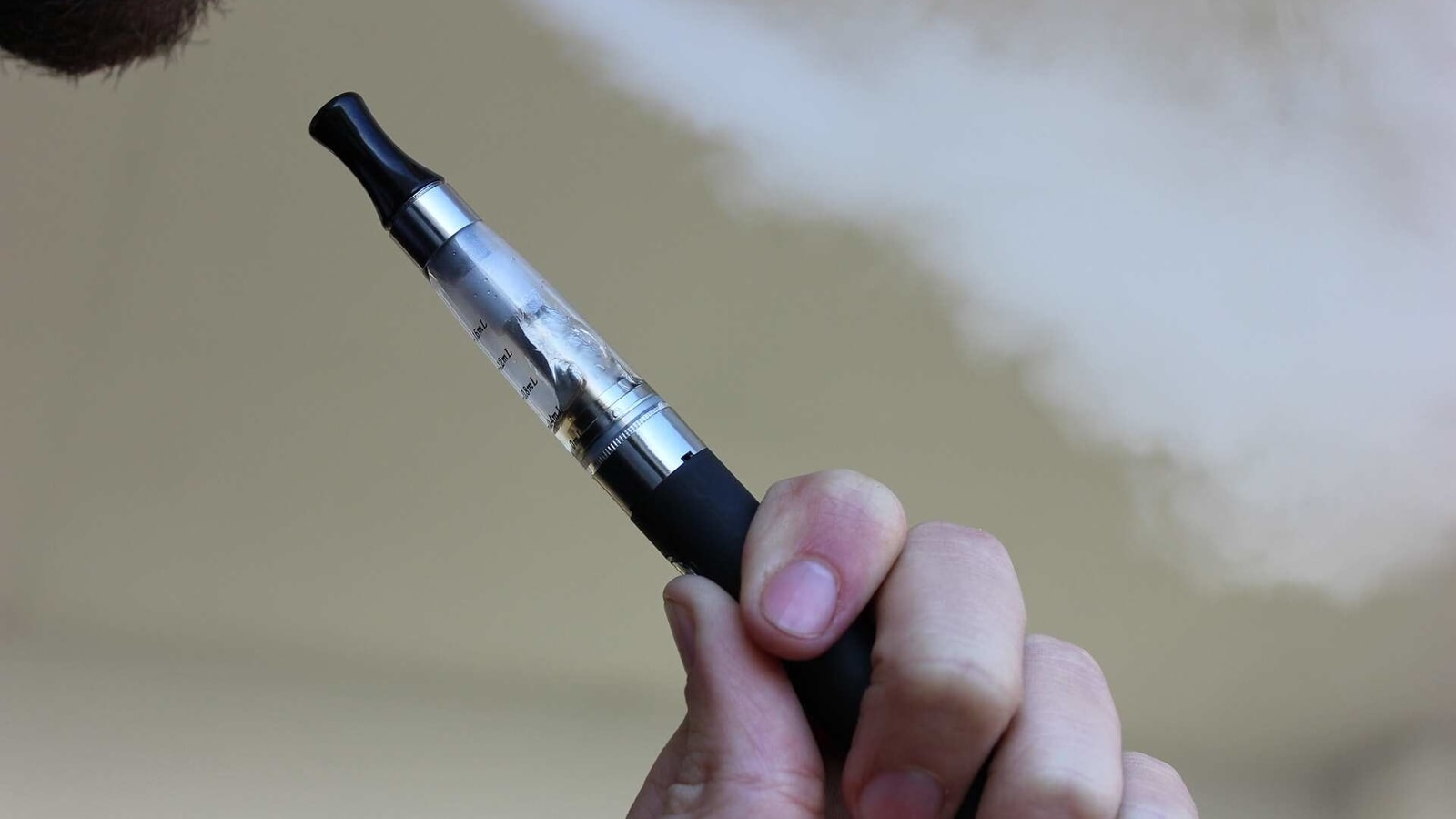 Les cigarettes électroniques sont débattues en tant que produit thérapeutique par des experts.