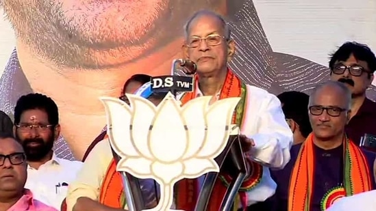 Sreedharan has, however, requested the BJP to allot him a constituency that is not far away from his home town Ponnani. (ANI Photo) Sreedharan has, however, requested the BJP to allot him a constituency that is not far away from his home town Ponnani. (ANI Photo)