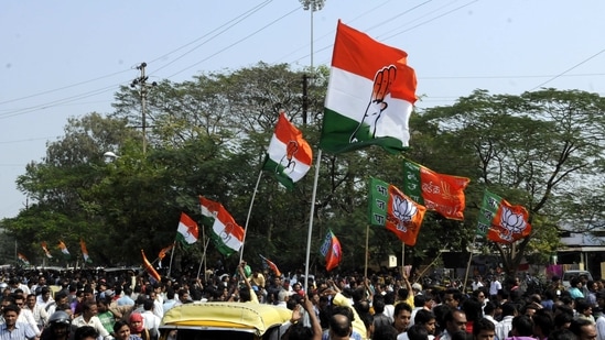 Congress will contest on 92 seats and will let coalition partners Indian Secular Front (ISF) and Communist Party of India (Marxist) (CPI (M)) contest for the rest of the seats. (Arun Mondhe/ Hindustan Times/ For Representative Purposes Only) Congress will contest on 92 seats and will let coalition partners Indian Secular Front (ISF) and Communist Party of India (Marxist) (CPI (M)) contest for the rest of the seats. (Arun Mondhe/ Hindustan Times/ For Representative Purposes Only)