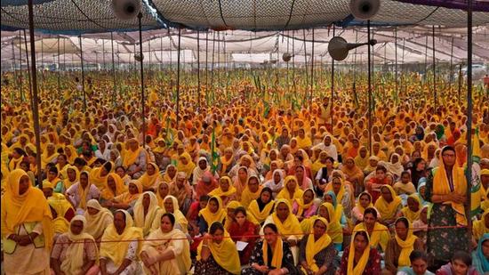 A file photo of women farmers attending a protest against farm laws on the occasion of International Women's Day at Bahadurgar near Haryana-Delhi border, India on March 8, 2021. (REUTERS/File)
