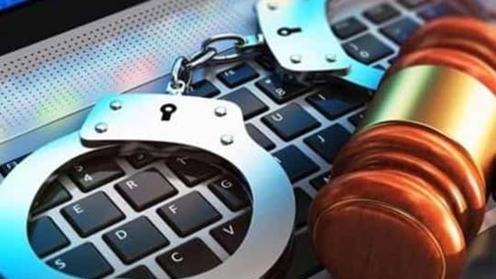 The accused use to cheat job seekers by issuing fake placement letters in return for processing fees, up to ₹5 lakh per job. (Representational Photo) The accused use to cheat job seekers by issuing fake placement letters in return for processing fees, up to ₹5 lakh per job. (Representational Photo)