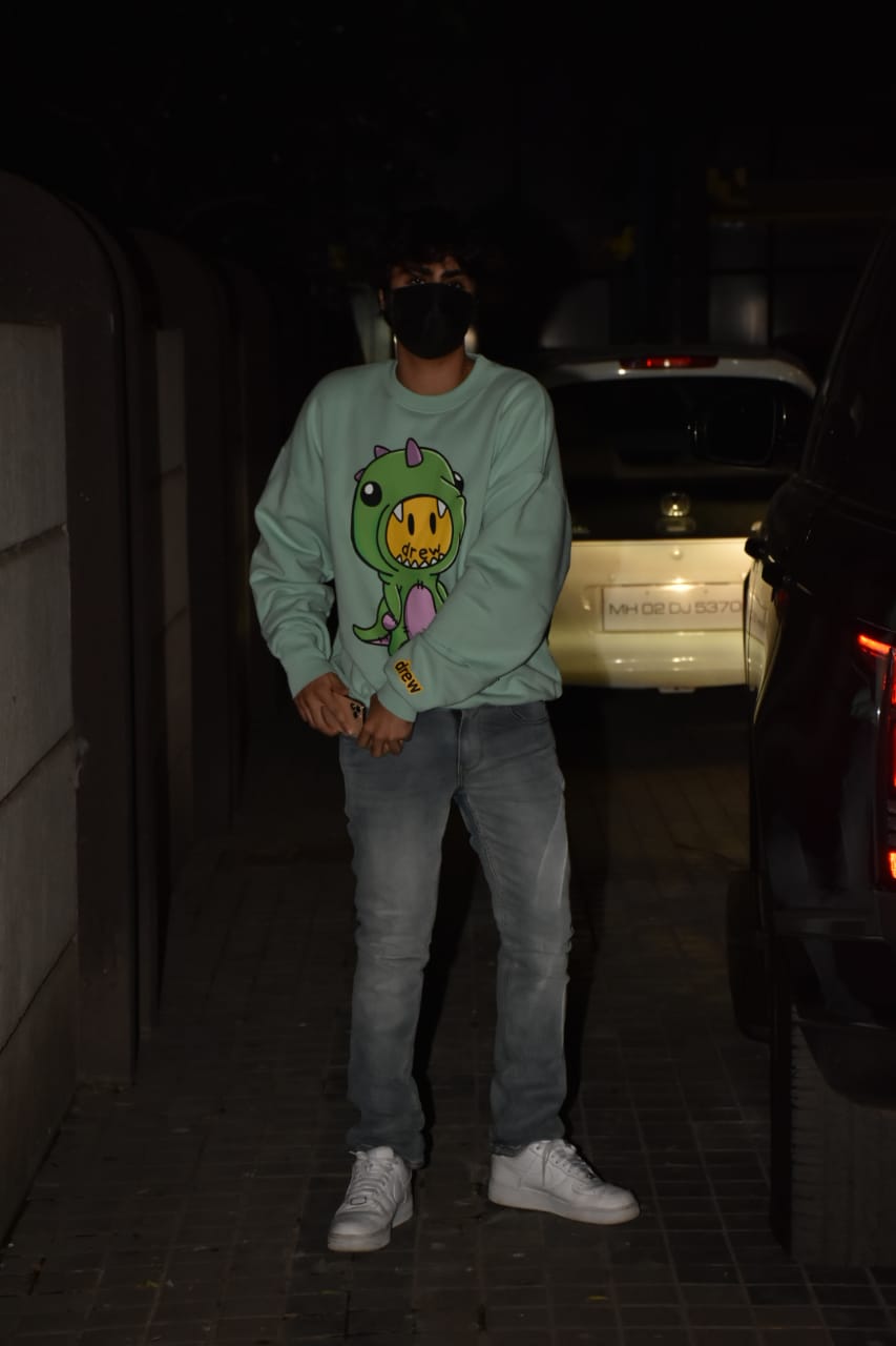 Malaika Arora and Arbaaz Khan's son Arhaan at the bash. Malaika Arora and Arbaaz Khan's son Arhaan at the bash.