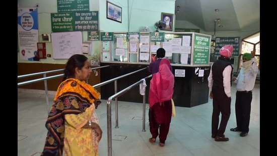 The out patient departments at the Amritsar civil hospital were closed on Monday as doctors and paramedical staff went on strike protesting against the attack on their colleague. (Sameer Sehgal/HT) The out patient departments at the Amritsar civil hospital were closed on Monday as doctors and paramedical staff went on strike protesting against the attack on their colleague. (Sameer Sehgal/HT)