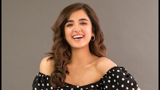 Singer-actor Shirley Setia will be making her Bollywood debut with Nikamma, which also stars Abhimanyu Dassani and Shilpa Shetty Kundra