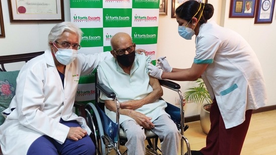 107-year-old Kewal Krishan received his first shot of anti-Covid-19 vaccine at a private facility in Delhi on Monday. (PTI) 107-year-old Kewal Krishan received his first shot of anti-Covid-19 vaccine at a private facility in Delhi on Monday. (PTI)