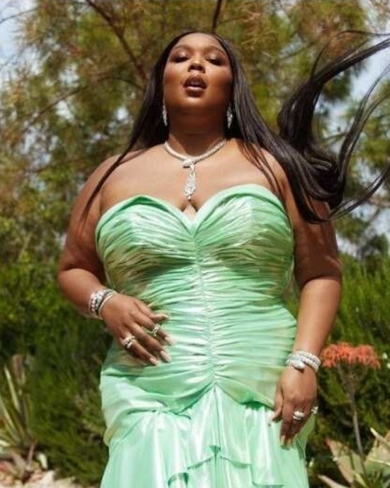 lizzo green dress Grammys 2021: is a stunner in strapless and diamonds club dresses