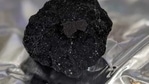 The image shows the astonishingly rare meteorite found in the UK.(Instagram/@natural_history_museum)
